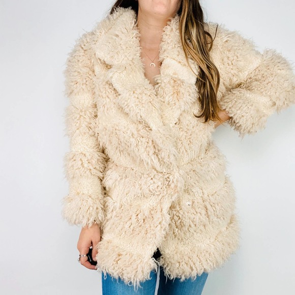 Glamorous Collared Faux Fur Jacket Cream Size XS - Picture 1 of 8
